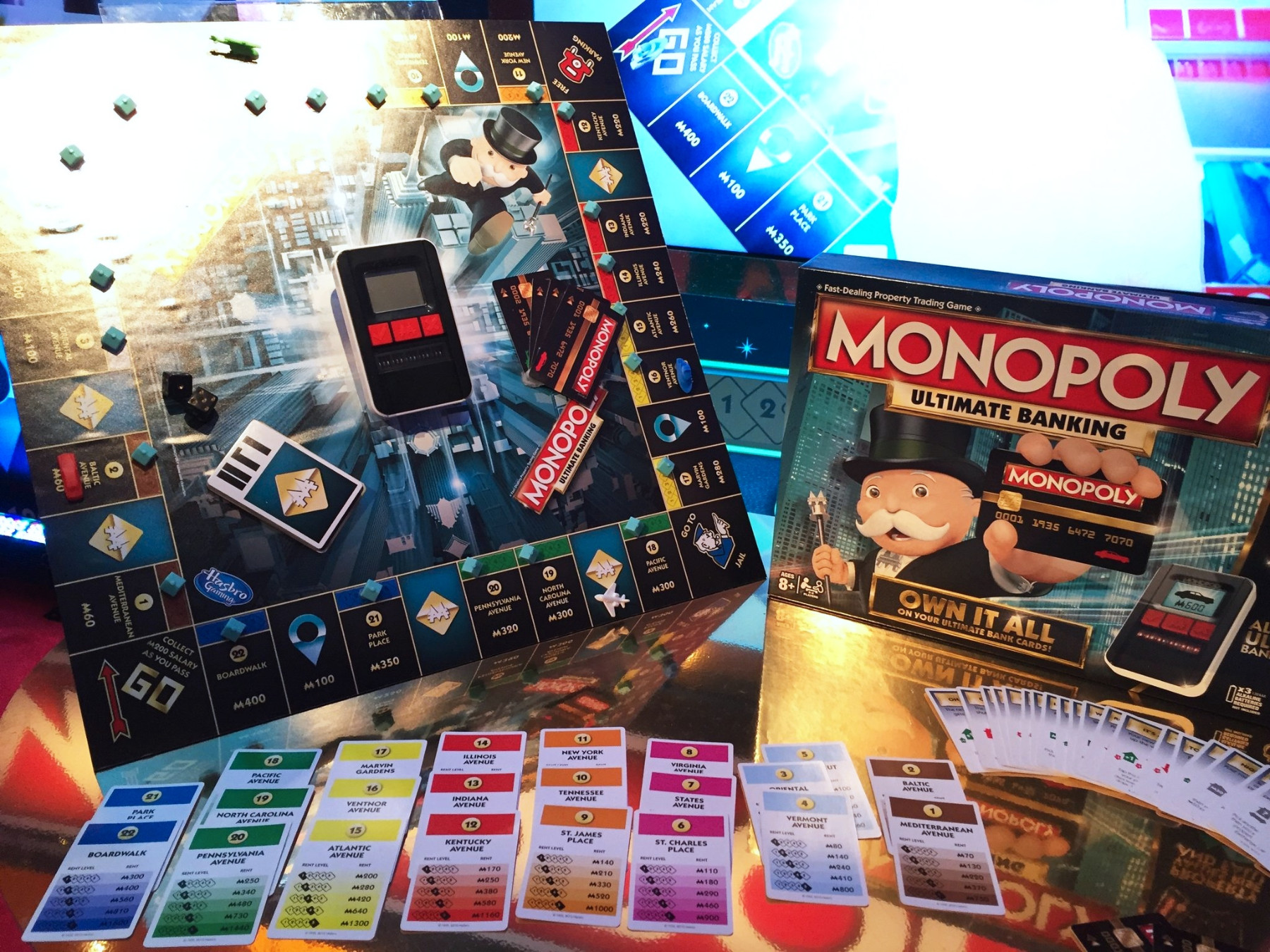 Monopoly Ultimate Banking.