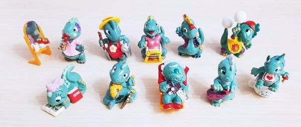 коллекции игрушек киндер сюрприз 90е